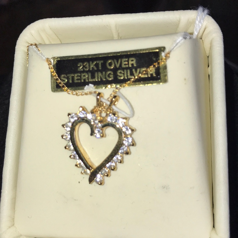Heart Necklace - Picture 3 of 3